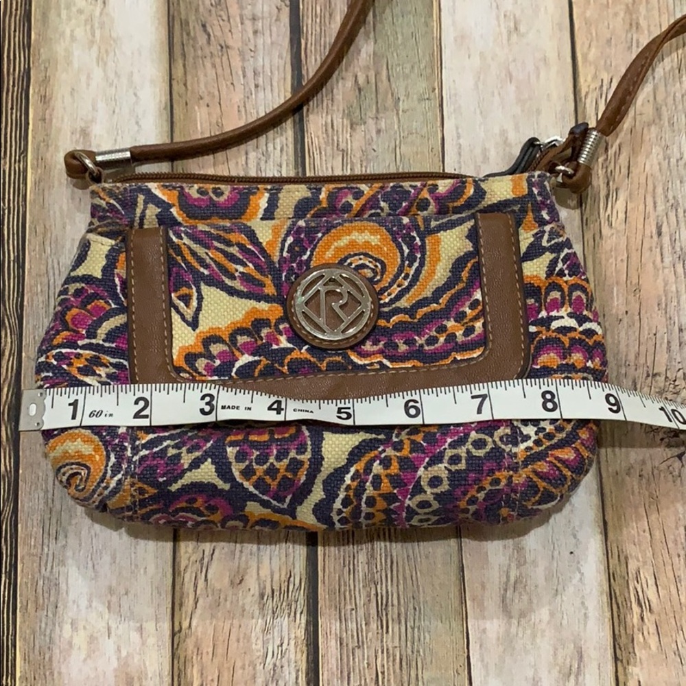 Relic Crossbody - Picture 4 of 8